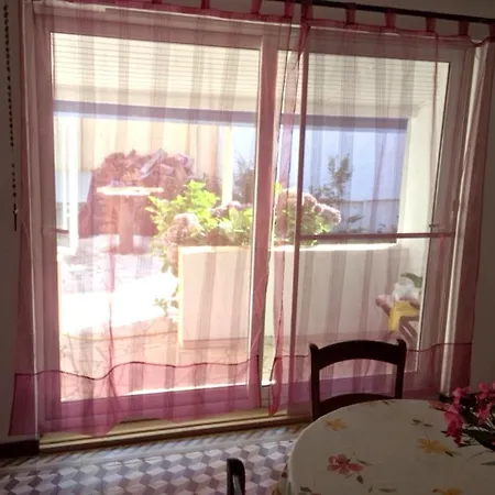 2 Bedrooms House With Balcony And Wifi At Mira 5 Km Away From The 미라